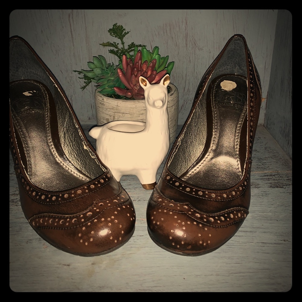Vintage Brown Giani Bini Pumps